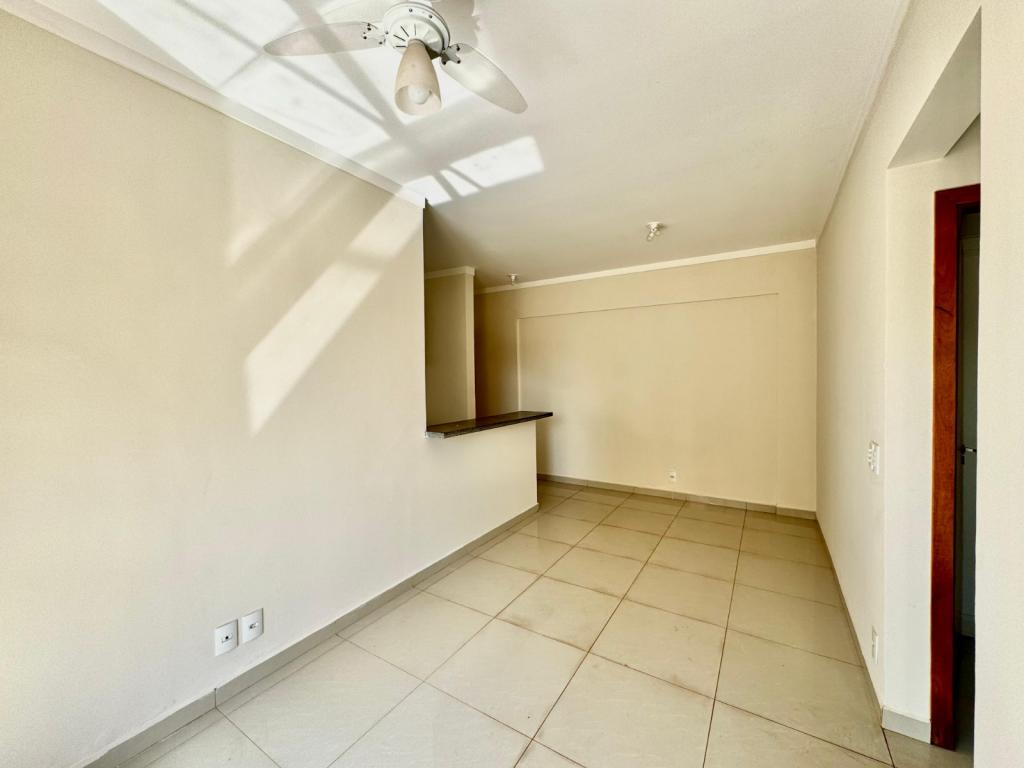 Apartamento à venda com 2 quartos, 57m² - Foto 5