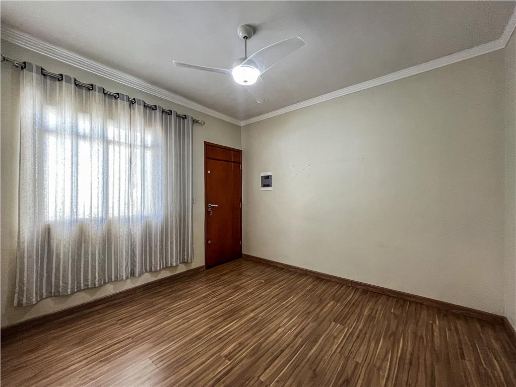 Apartamento à venda com 2 quartos, 43m² - Foto 1