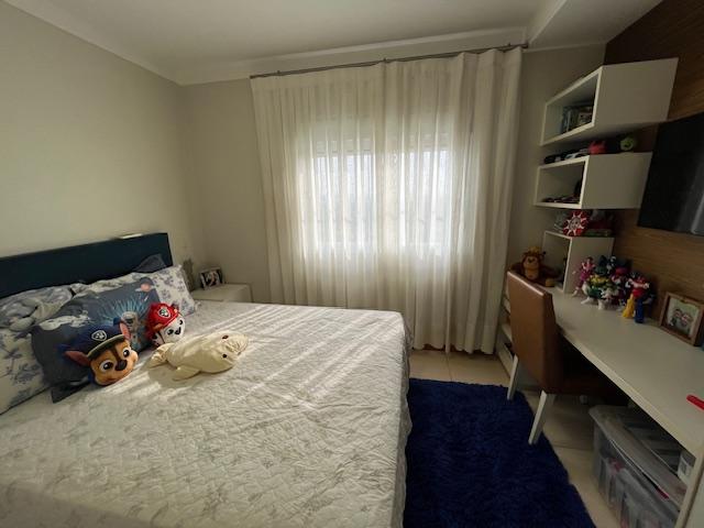 Apartamento à venda com 3 quartos, 180m² - Foto 12