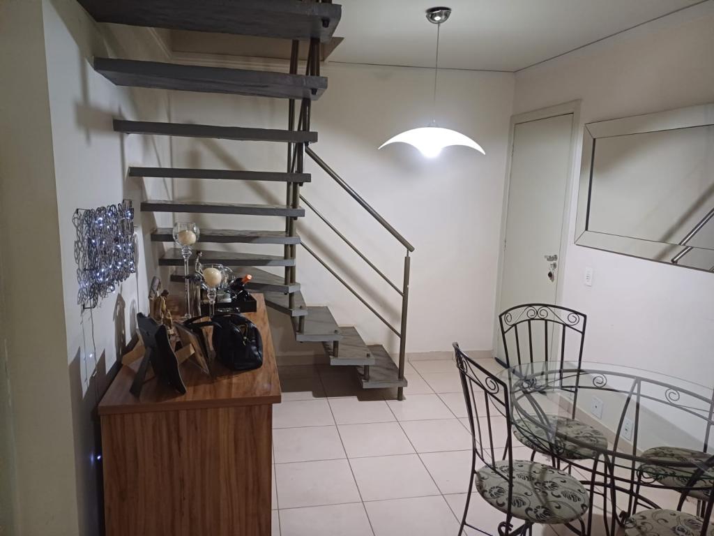 Apartamento à venda com 2 quartos, 79m² - Foto 4