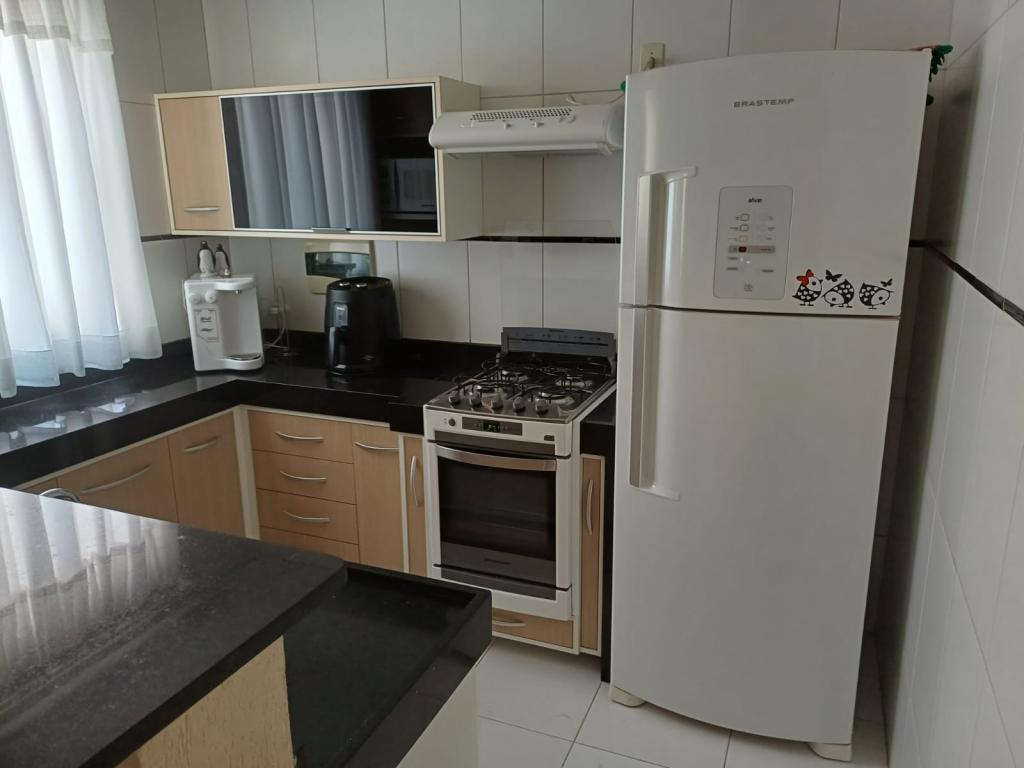 Apartamento à venda com 2 quartos, 79m² - Foto 10