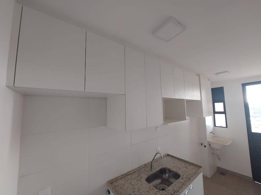 Apartamento à venda com 2 quartos, 52m² - Foto 2