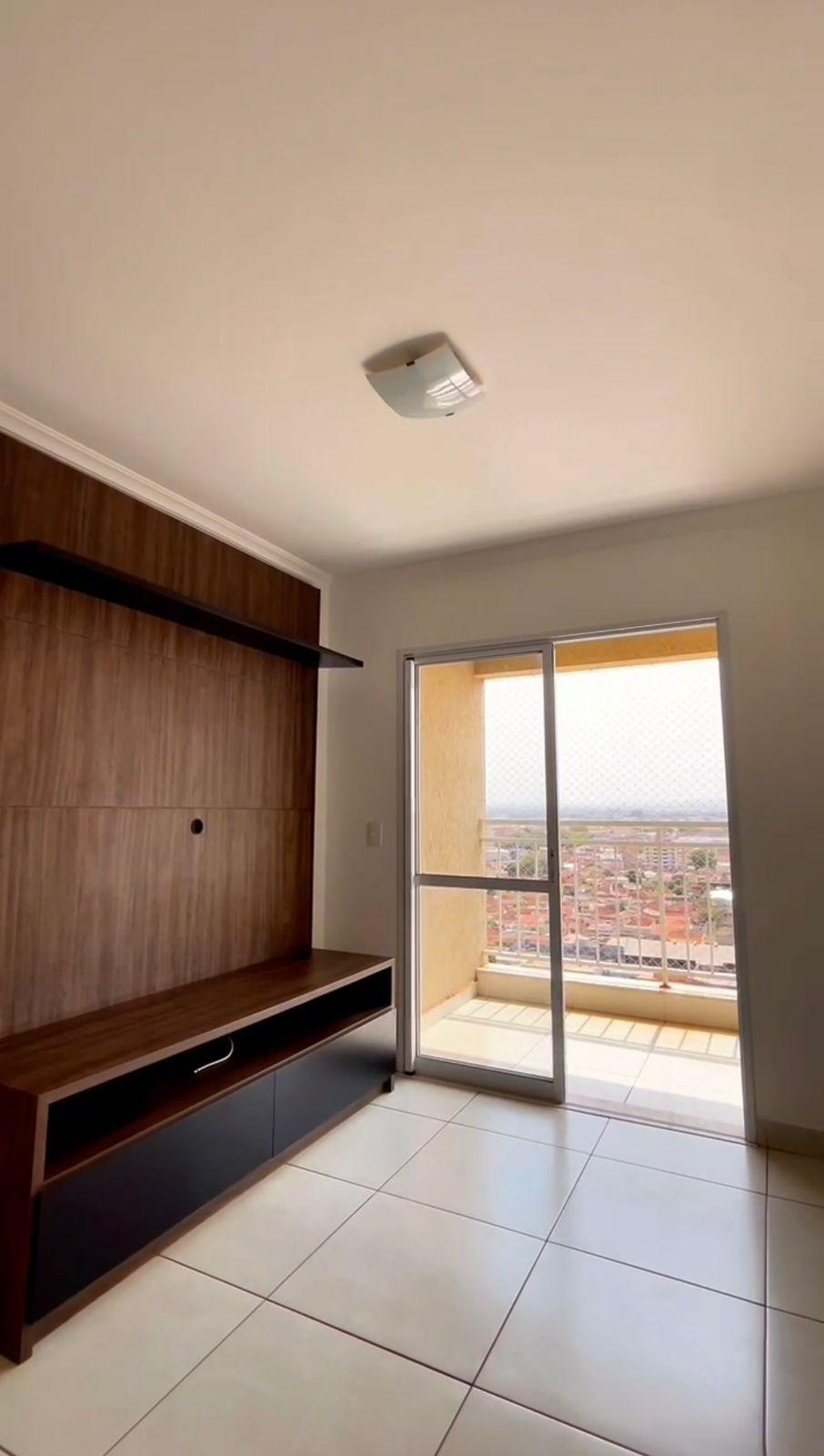 Apartamento à venda com 3 quartos, 96m² - Foto 2