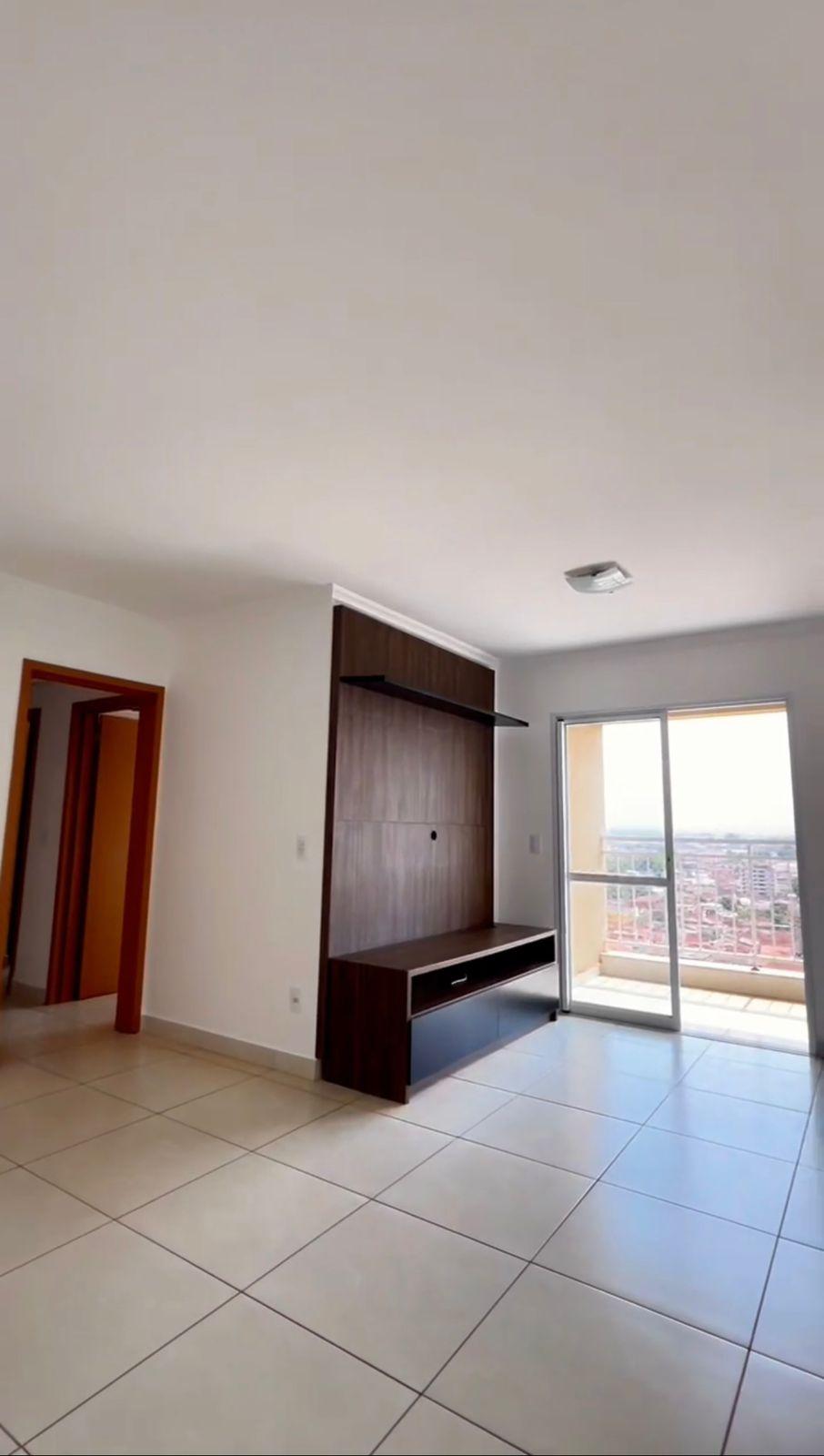 Apartamento à venda com 3 quartos, 96m² - Foto 1