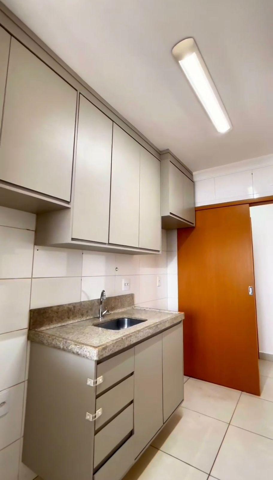 Apartamento à venda com 3 quartos, 96m² - Foto 6