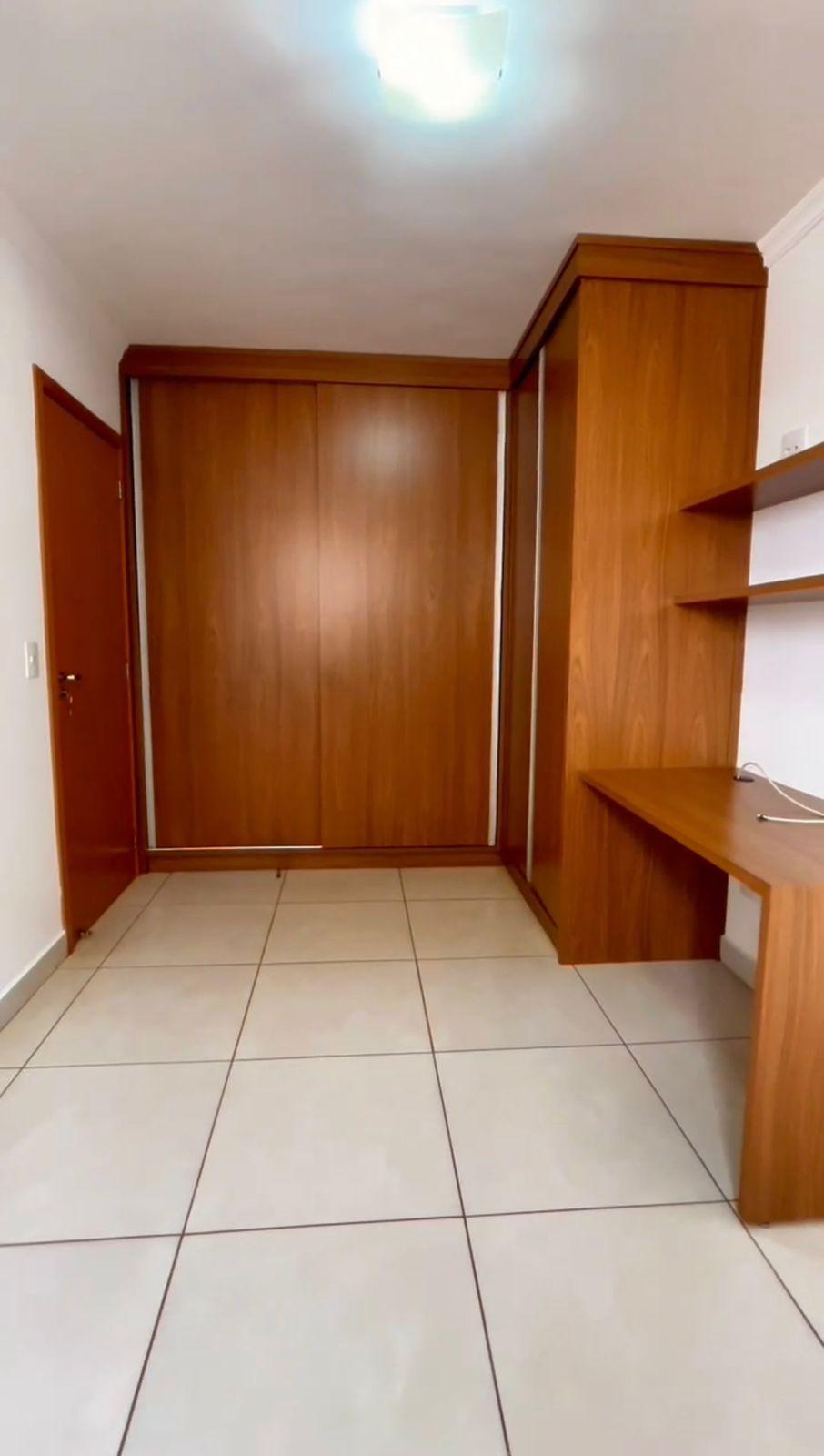 Apartamento à venda com 3 quartos, 96m² - Foto 11