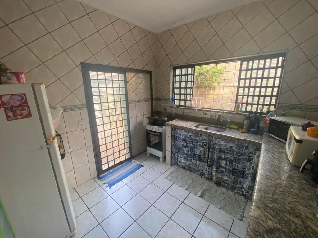 Casa à venda com 4 quartos, 150m² - Foto 24