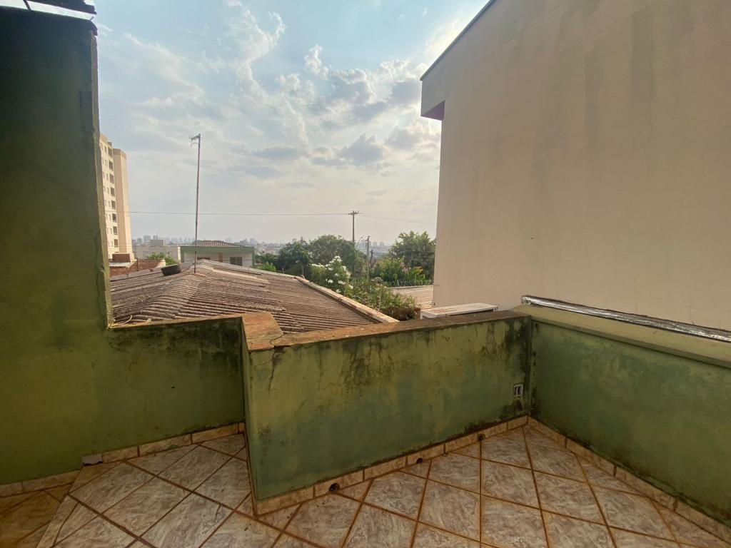 Casa à venda com 4 quartos, 150m² - Foto 28