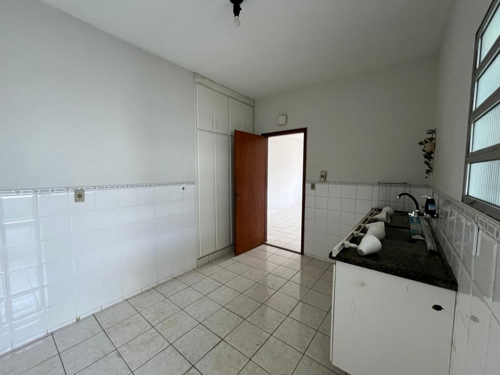 Apartamento à venda com 3 quartos, 106m² - Foto 15