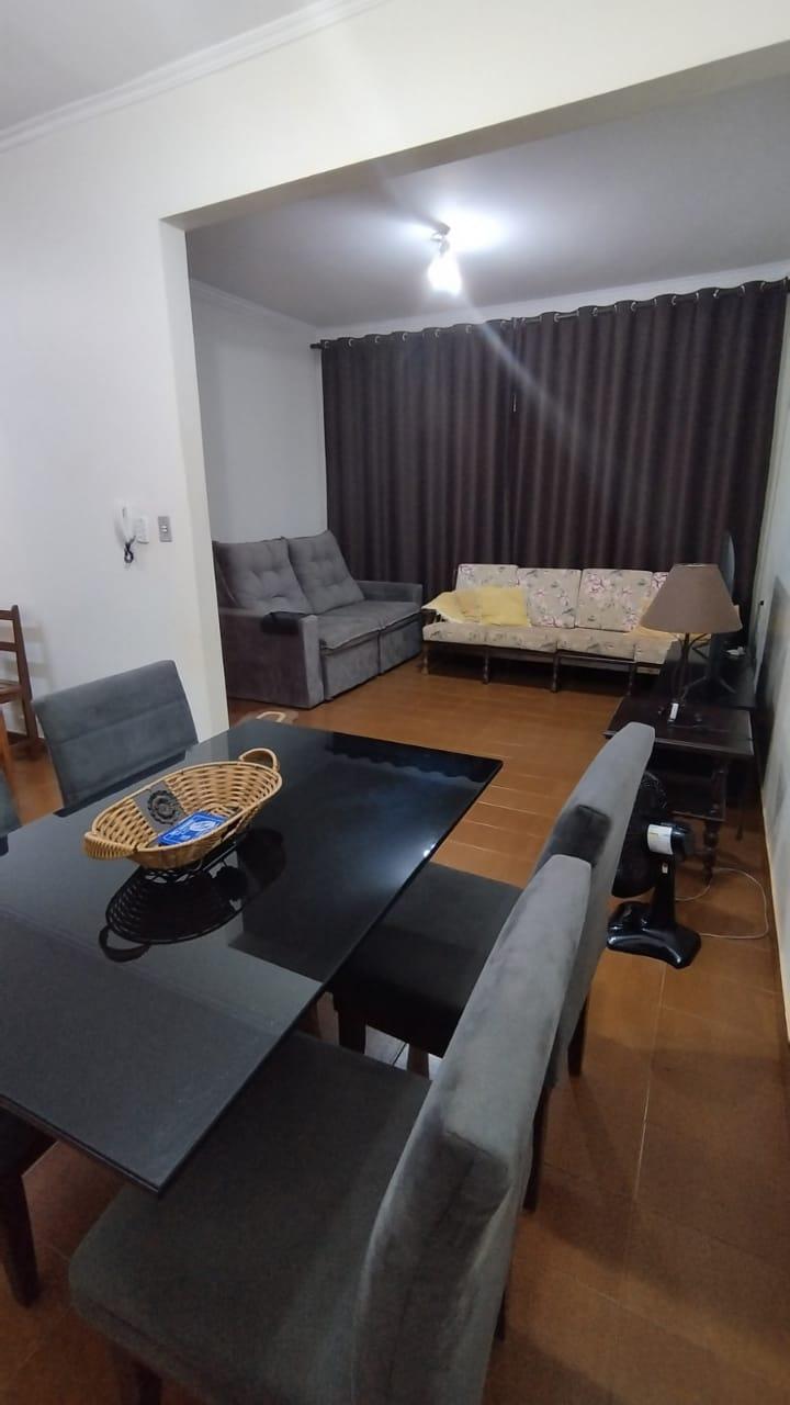 Casa à venda com 3 quartos, 150m² - Foto 1