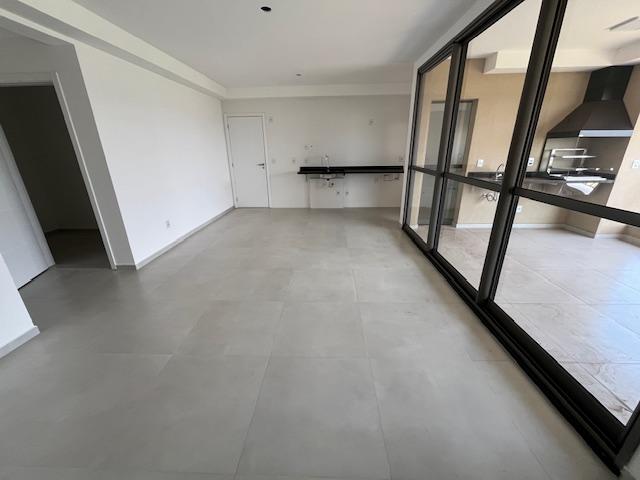 Apartamento à venda com 3 quartos, 110m² - Foto 17