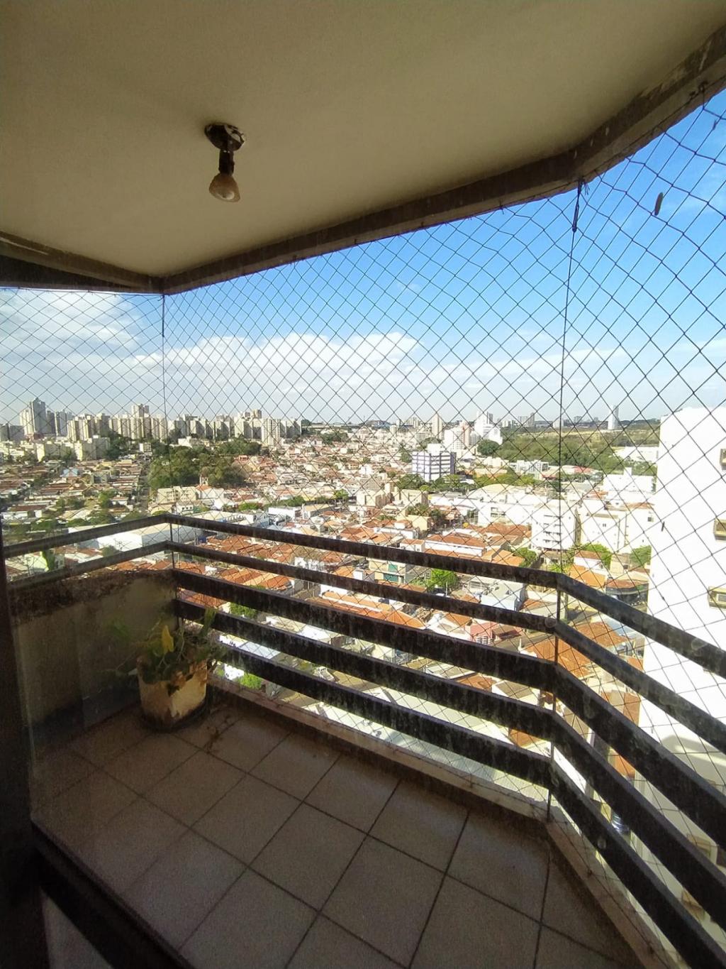 Apartamento à venda com 3 quartos, 93m² - Foto 3