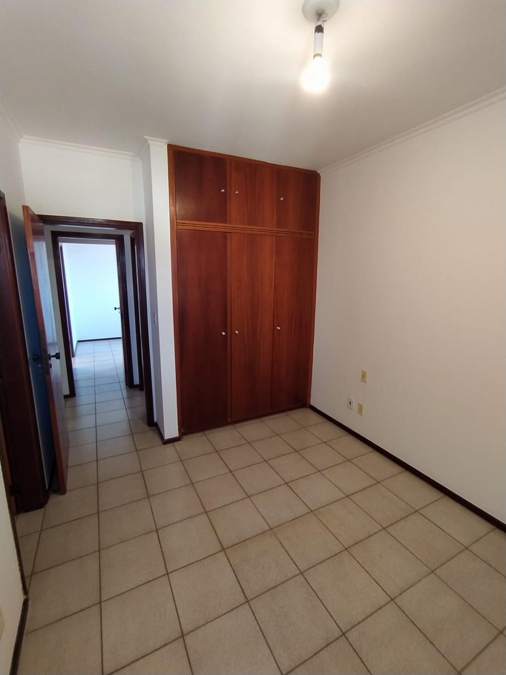 Apartamento à venda com 3 quartos, 93m² - Foto 10