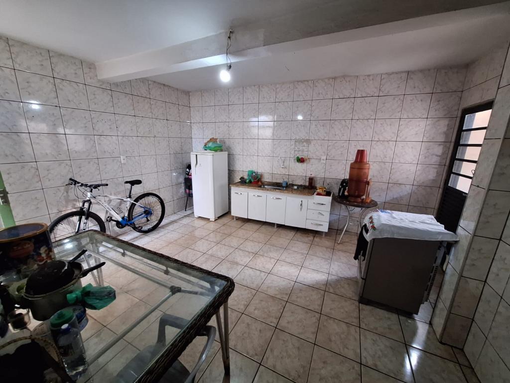 Casa à venda com 2 quartos, 120m² - Foto 12