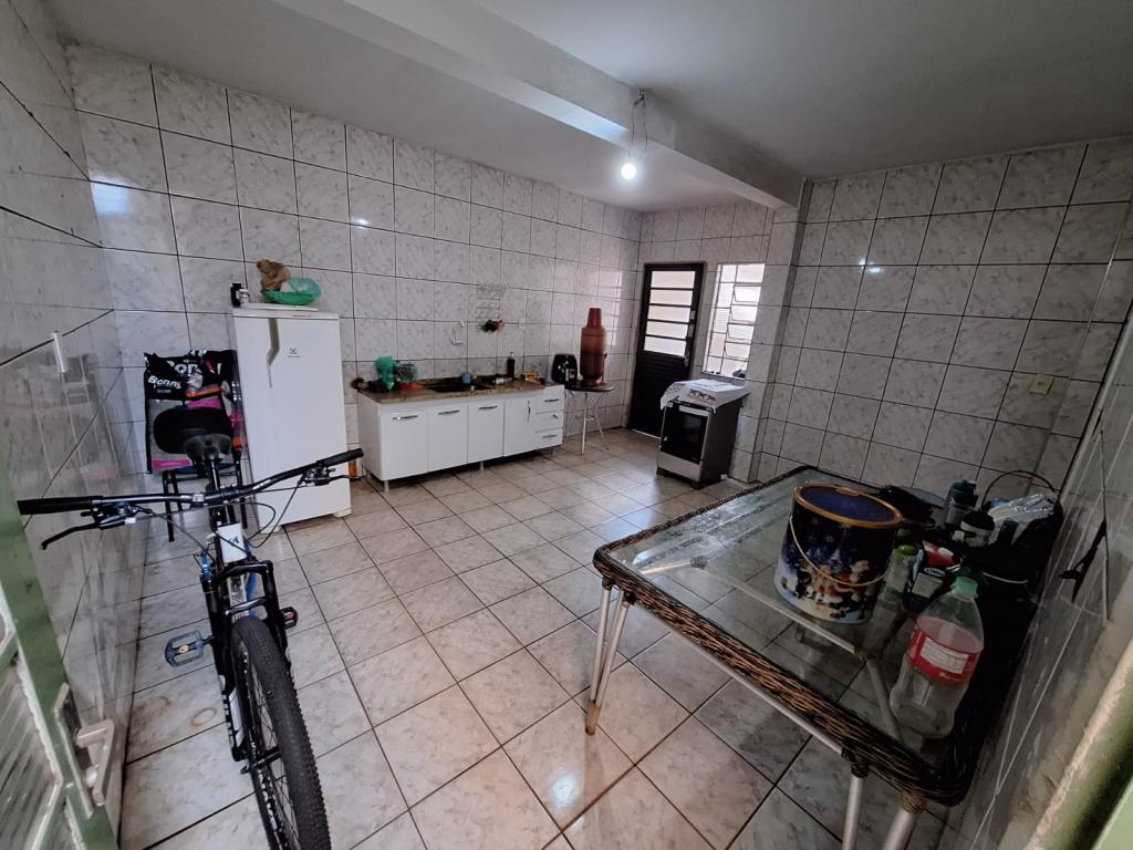 Casa à venda com 2 quartos, 120m² - Foto 14