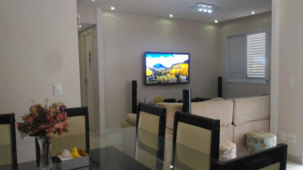 Apartamento à venda com 3 quartos, 67m² - Foto 2