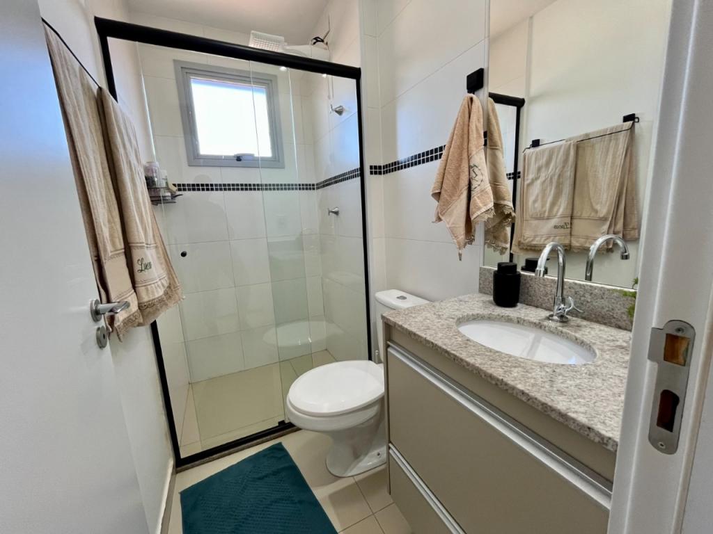 Apartamento à venda com 2 quartos, 82m² - Foto 2