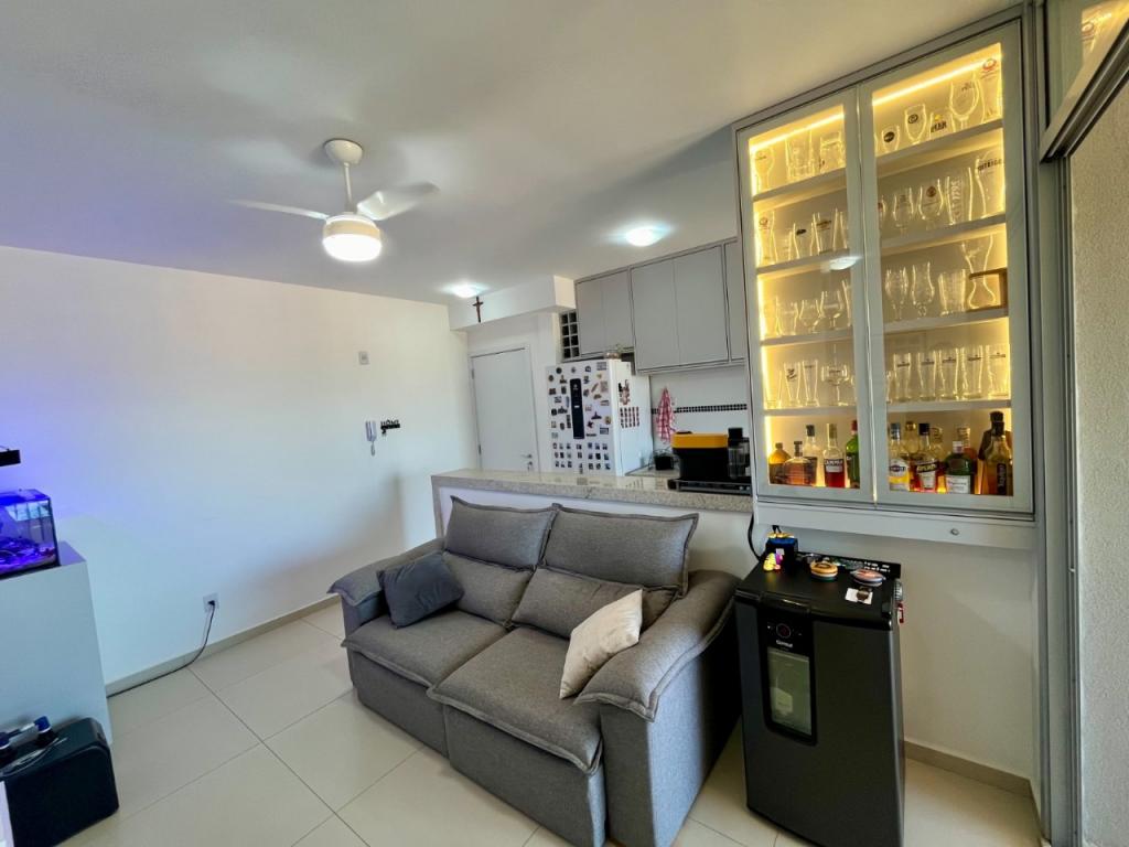 Apartamento à venda com 2 quartos, 82m² - Foto 8