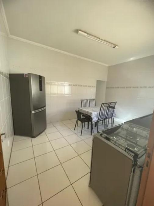 Casa à venda com 3 quartos, 121m² - Foto 8