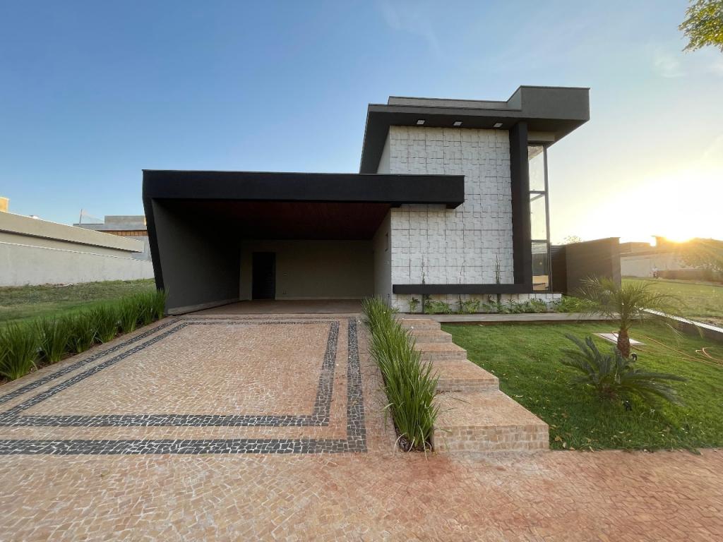 Casa de Condomínio à venda com 3 quartos, 188m² - Foto 1