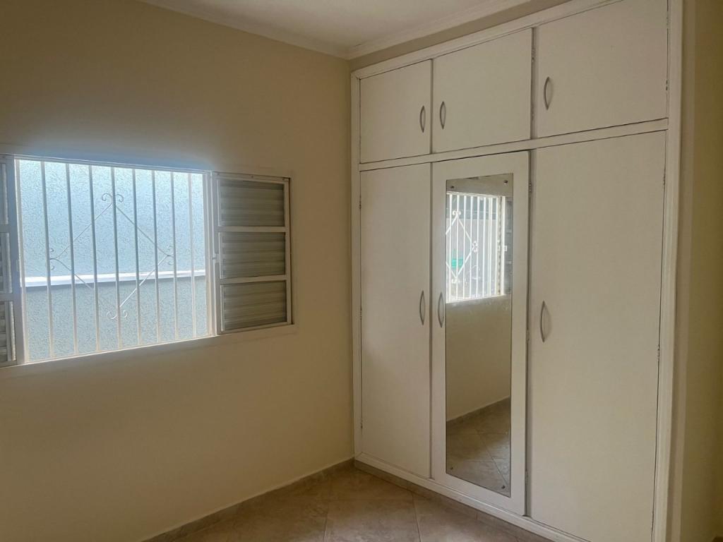 Casa à venda com 3 quartos, 110m² - Foto 11