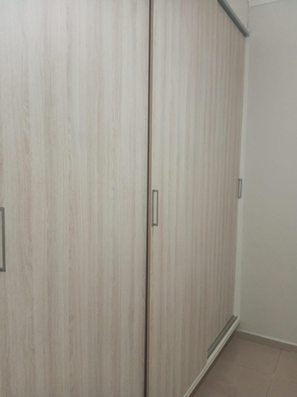 Apartamento à venda com 2 quartos, 70m² - Foto 3