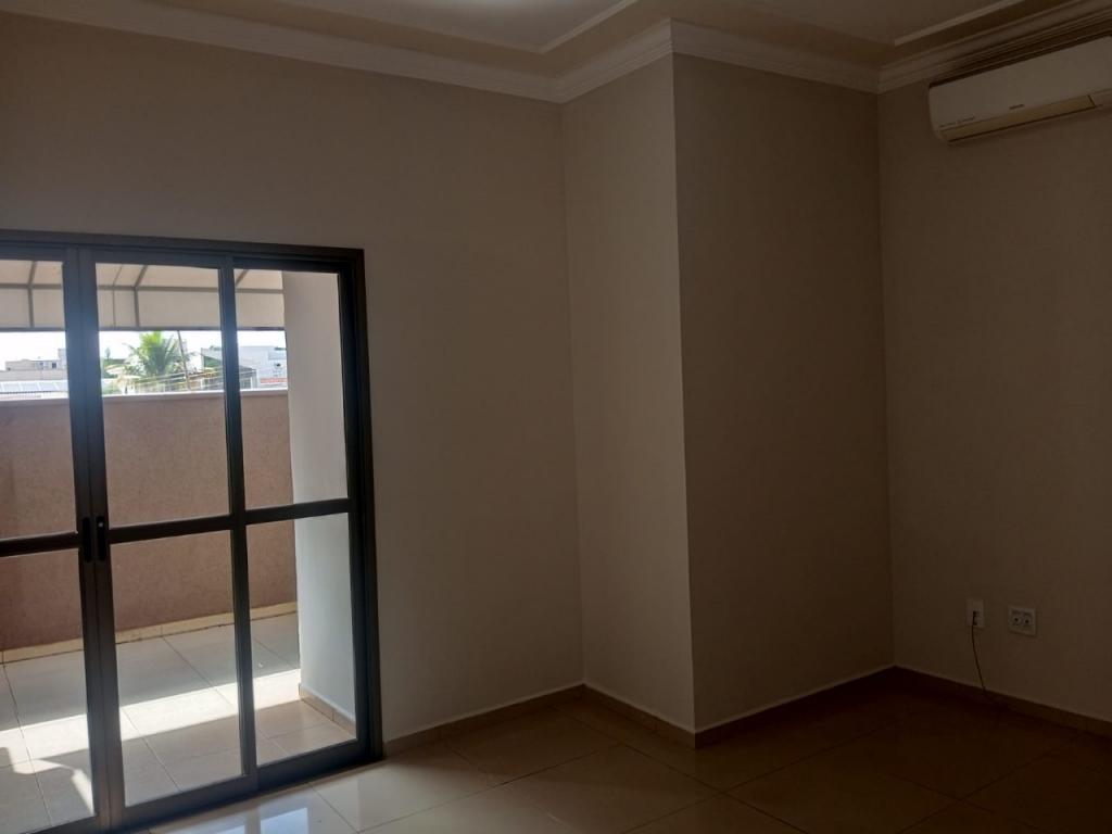 Apartamento à venda com 2 quartos, 70m² - Foto 1