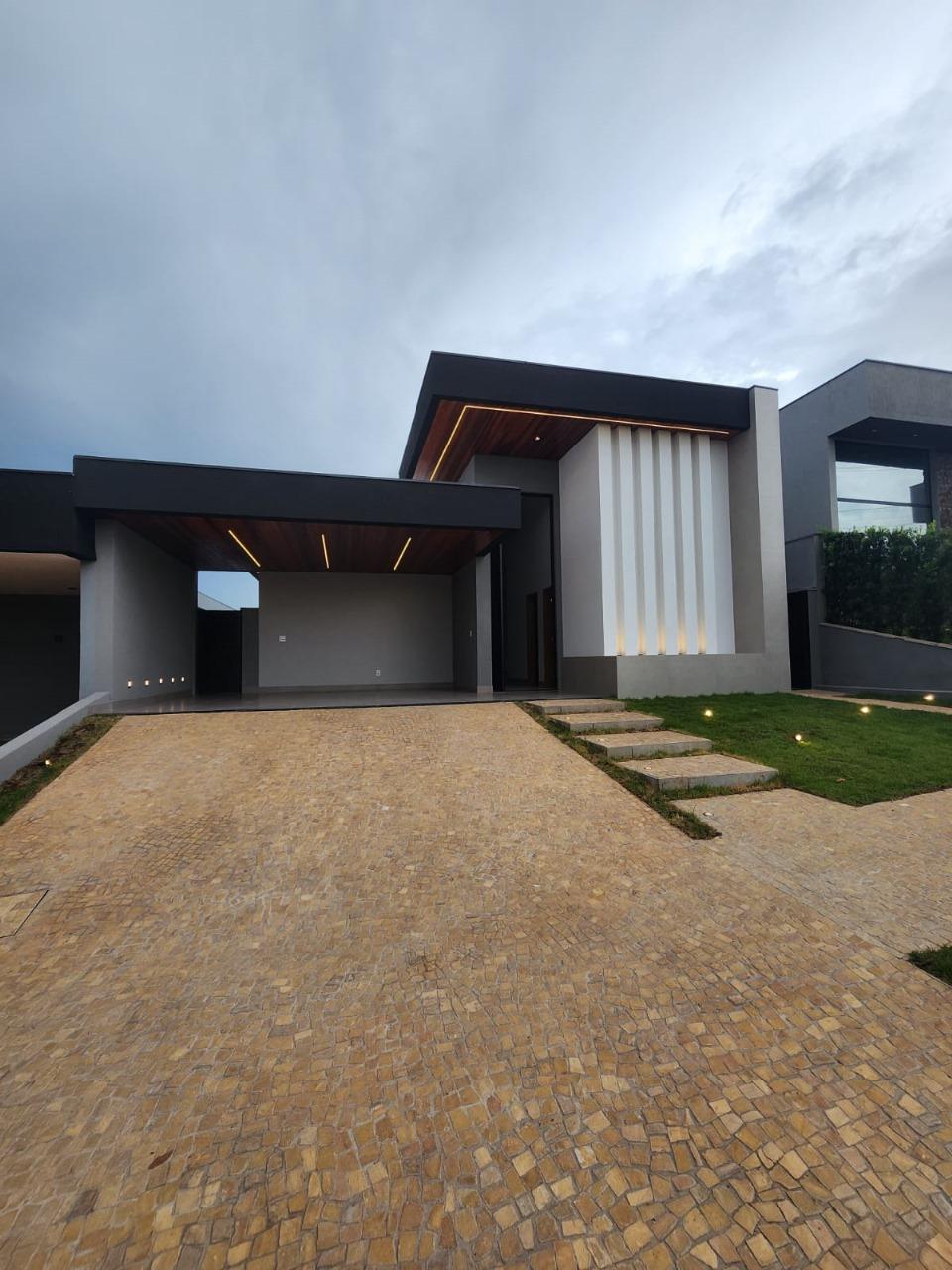 Casa de Condomínio à venda com 3 quartos, 208m² - Foto 1