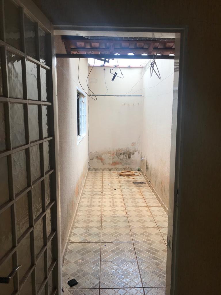 Casa à venda com 3 quartos, 77m² - Foto 6