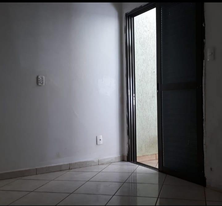 Casa à venda com 3 quartos, 140m² - Foto 3