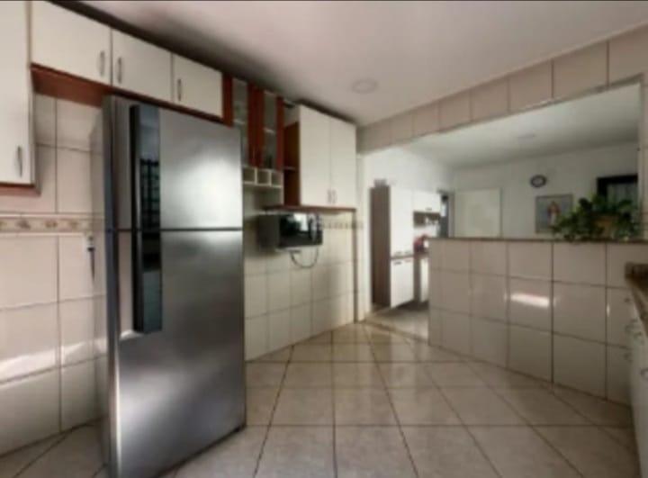 Casa à venda com 3 quartos, 140m² - Foto 15