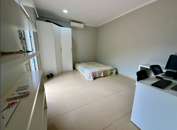 Casa para alugar com 3 quartos, 300m² - Foto 12