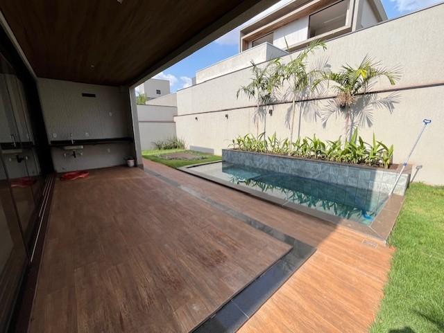 Casa de Condomínio à venda com 3 quartos, 250m² - Foto 6