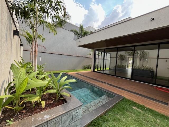 Casa de Condomínio à venda com 3 quartos, 250m² - Foto 12