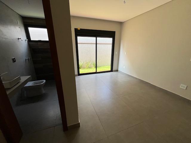 Casa de Condomínio à venda com 3 quartos, 250m² - Foto 15