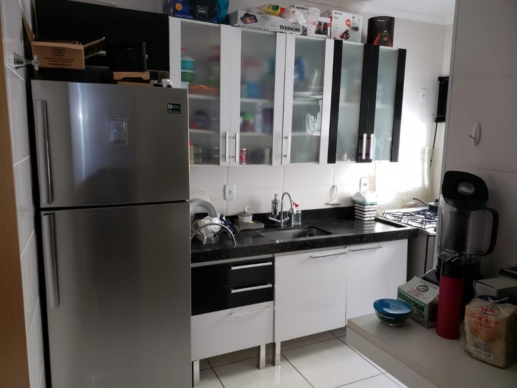 Apartamento à venda com 2 quartos, 65m² - Foto 10