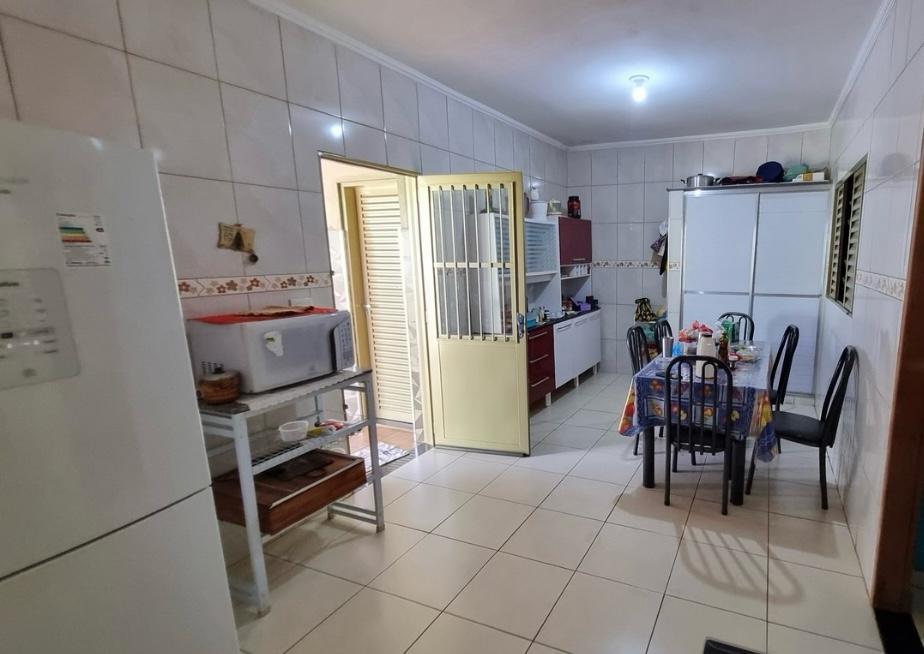 Casa à venda com 2 quartos, 174m² - Foto 13