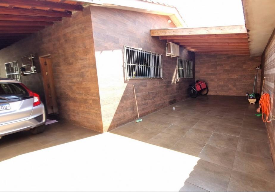 Casa à venda com 2 quartos, 174m² - Foto 1