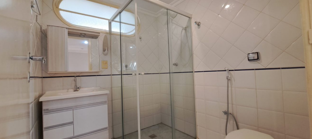 Apartamento à venda com 3 quartos, 116m² - Foto 4