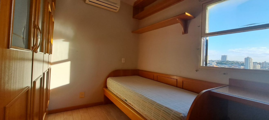 Apartamento à venda com 3 quartos, 116m² - Foto 11