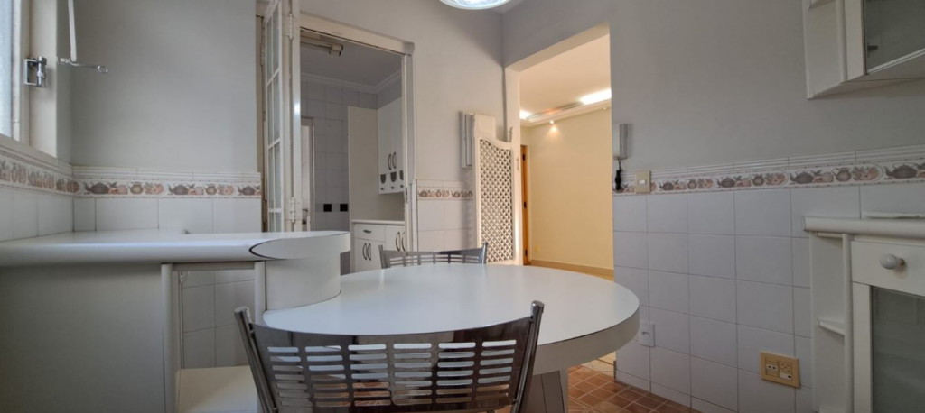 Apartamento à venda com 3 quartos, 116m² - Foto 14