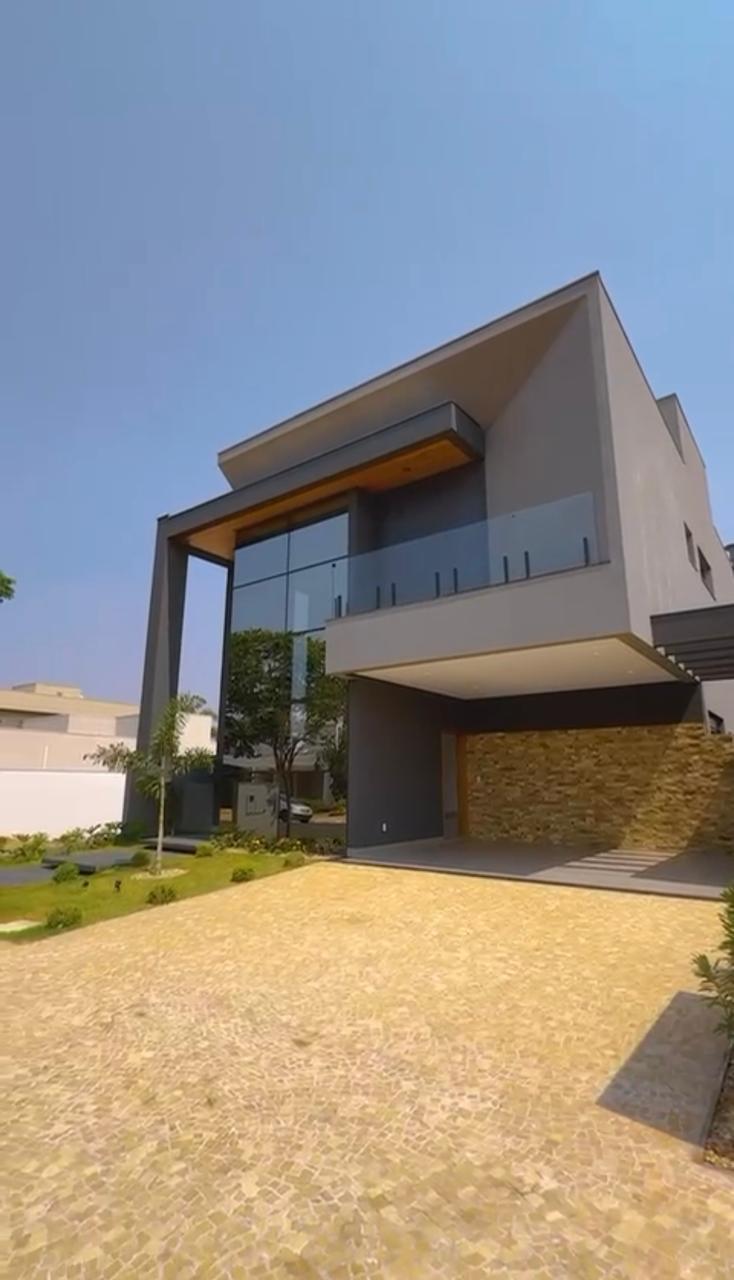 Casa de Condomínio à venda com 3 quartos, 310m² - Foto 1