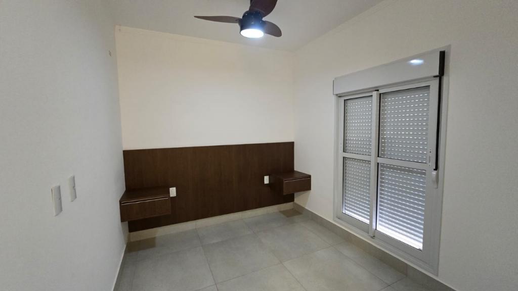 Apartamento à venda com 2 quartos, 60m² - Foto 3