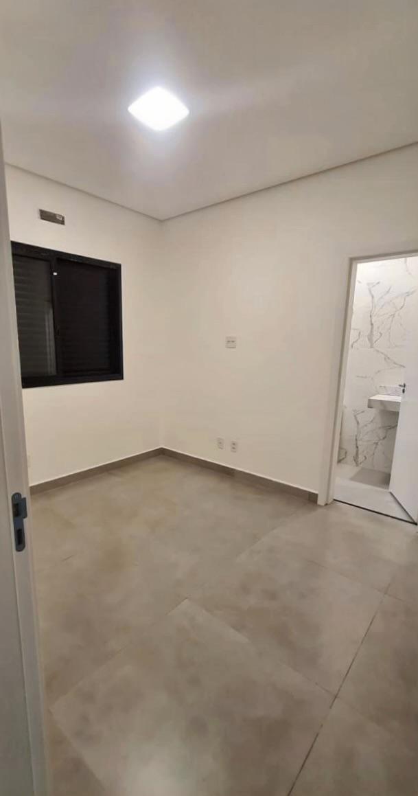 Casa de Condomínio à venda com 3 quartos, 150m² - Foto 3