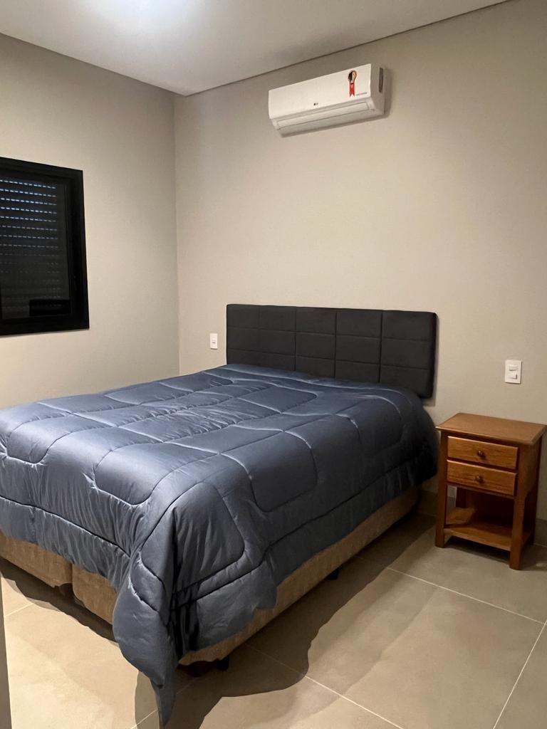 Casa de Condomínio à venda com 3 quartos, 157m² - Foto 2