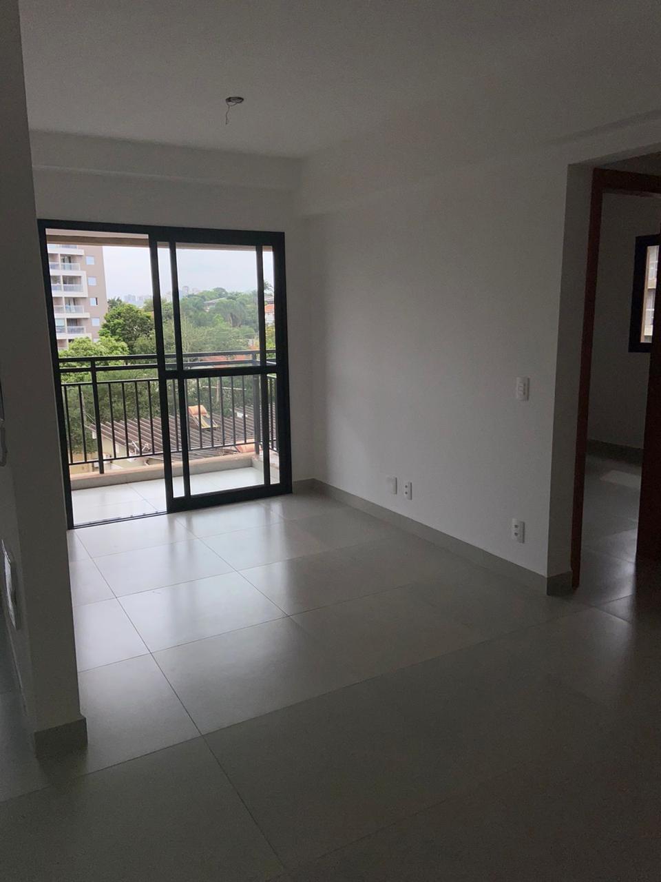 Apartamento à venda com 2 quartos, 62m² - Foto 2