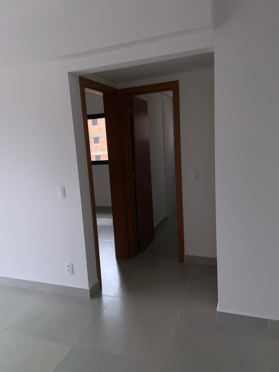 Apartamento à venda com 2 quartos, 62m² - Foto 5