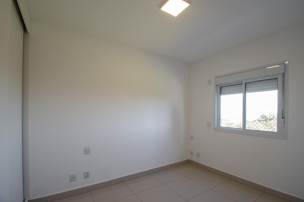 Apartamento para alugar com 3 quartos, 93m² - Foto 9