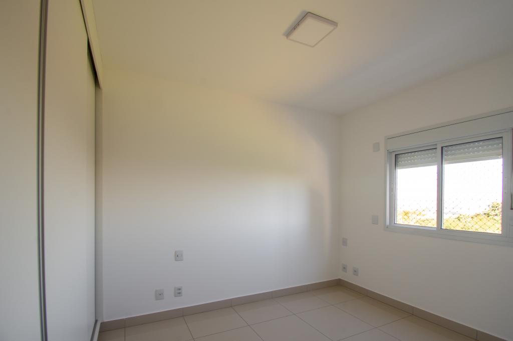 Apartamento para alugar com 3 quartos, 93m² - Foto 14