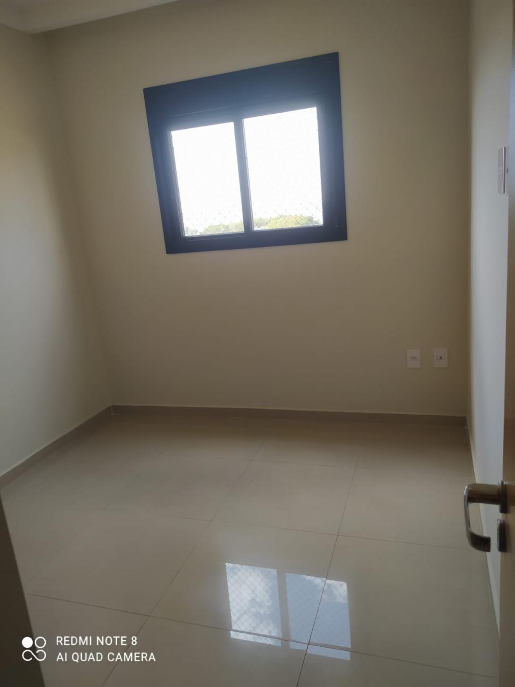 Apartamento para alugar com 3 quartos, 98m² - Foto 11